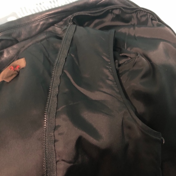 Danier Black Leather coat - Picture 5 of 6